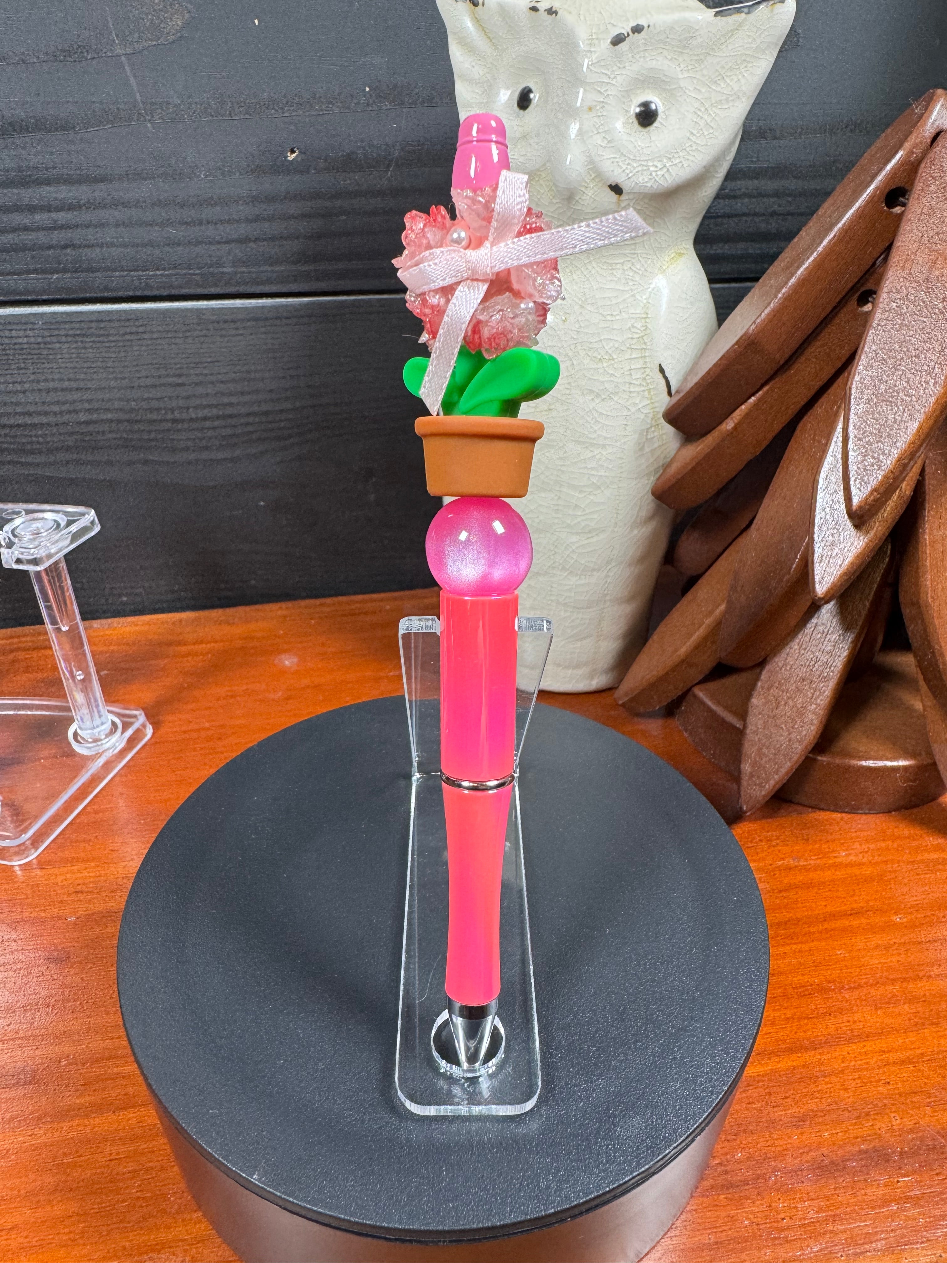 Flower Pot With Ribbon Bow Pens