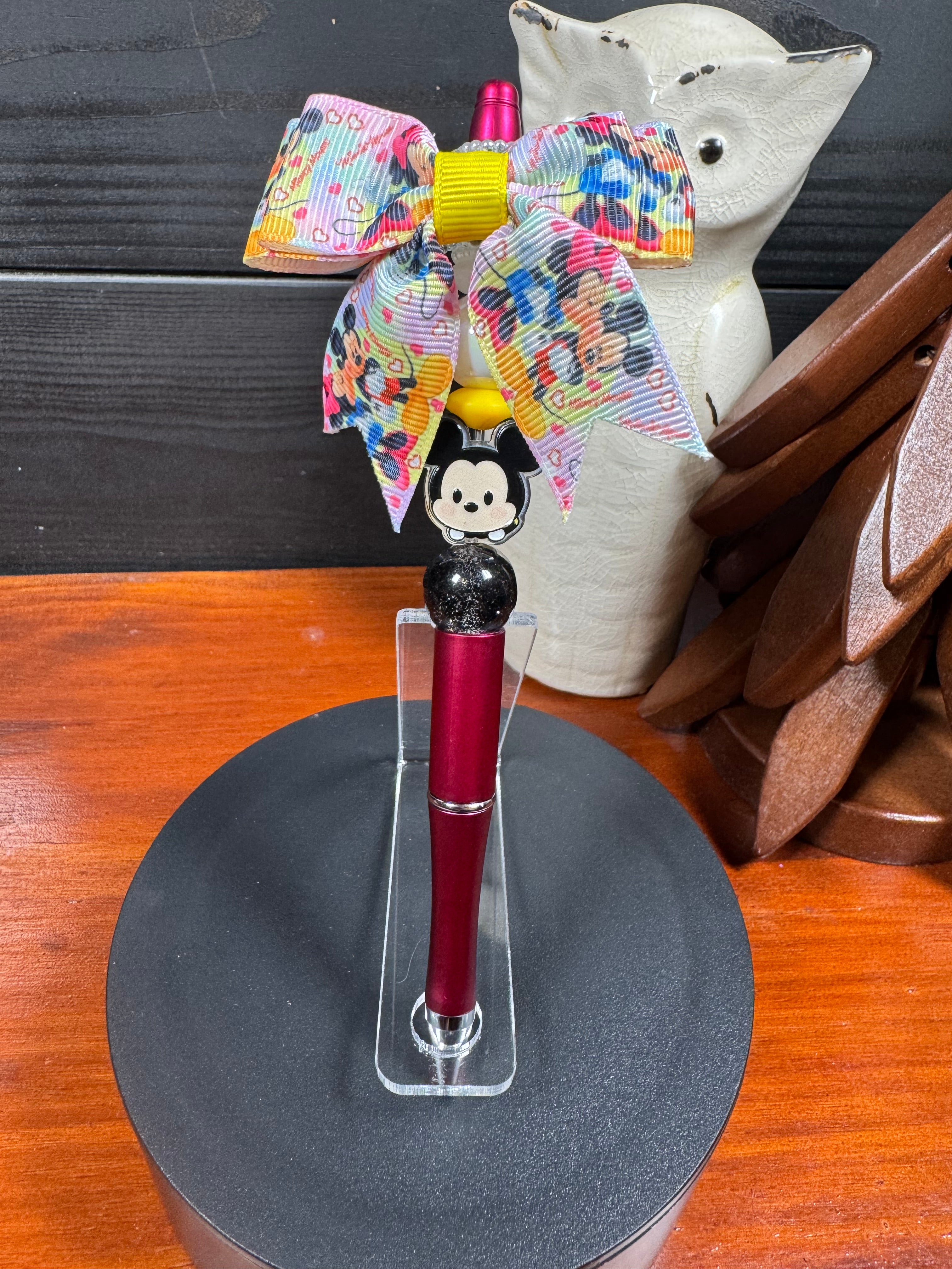 Character Bow Pen